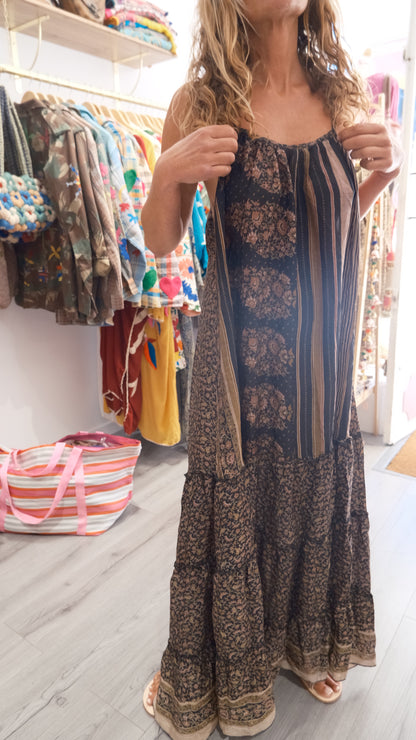 ROBE JAI BLACK