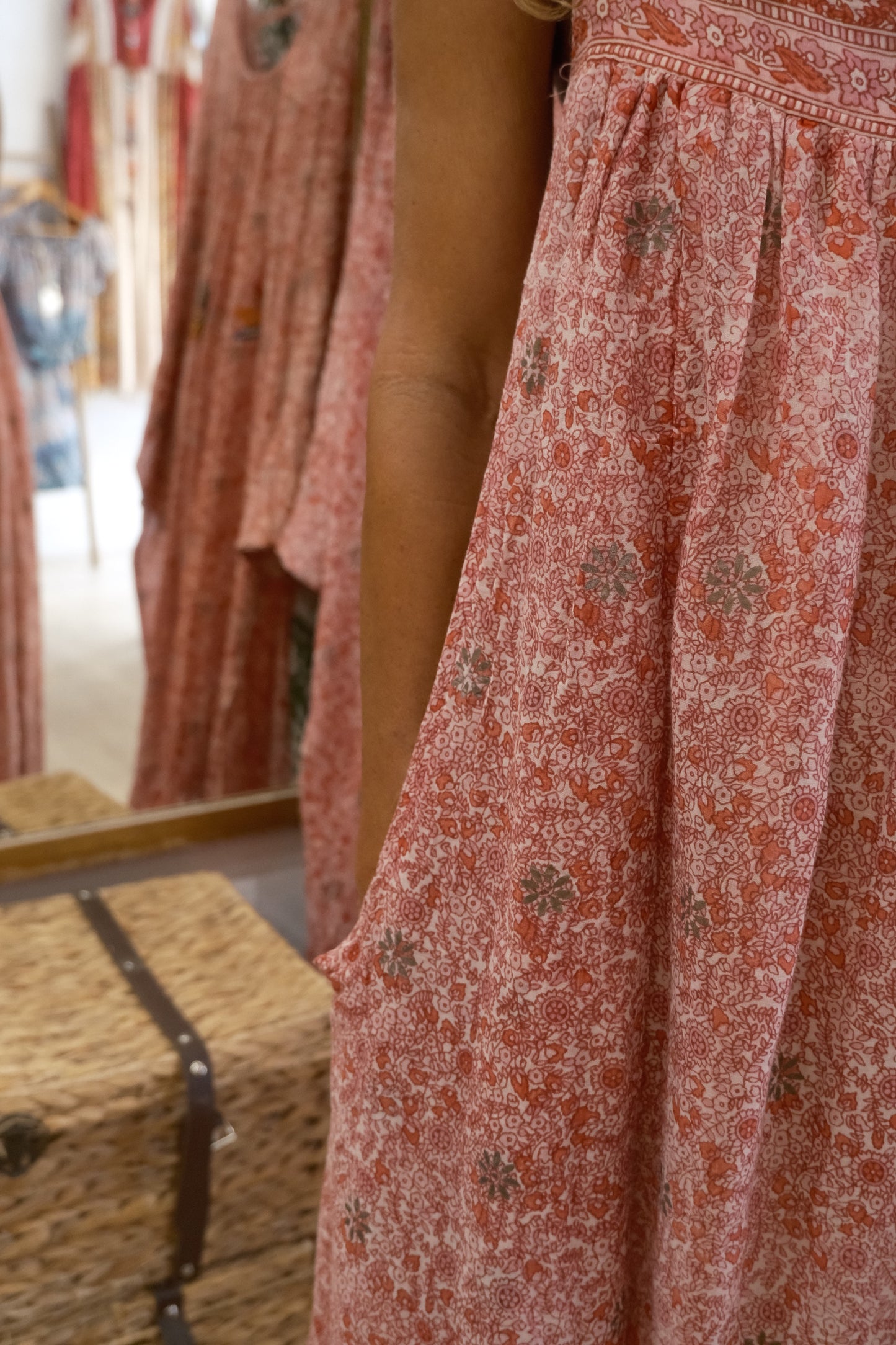 CAMELIA RED & PINK PRINT