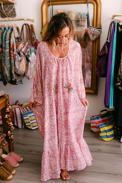 VERONIKA LILA PRINT WITH EMBROIDERY