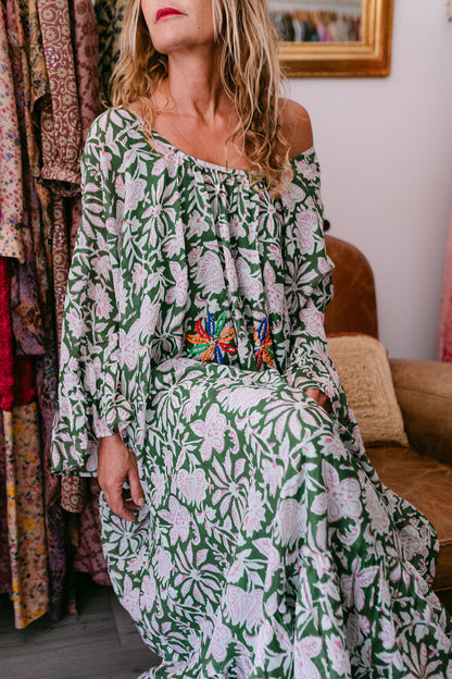 VERONIKA GREEN PRINT WITH EMBROIDERY