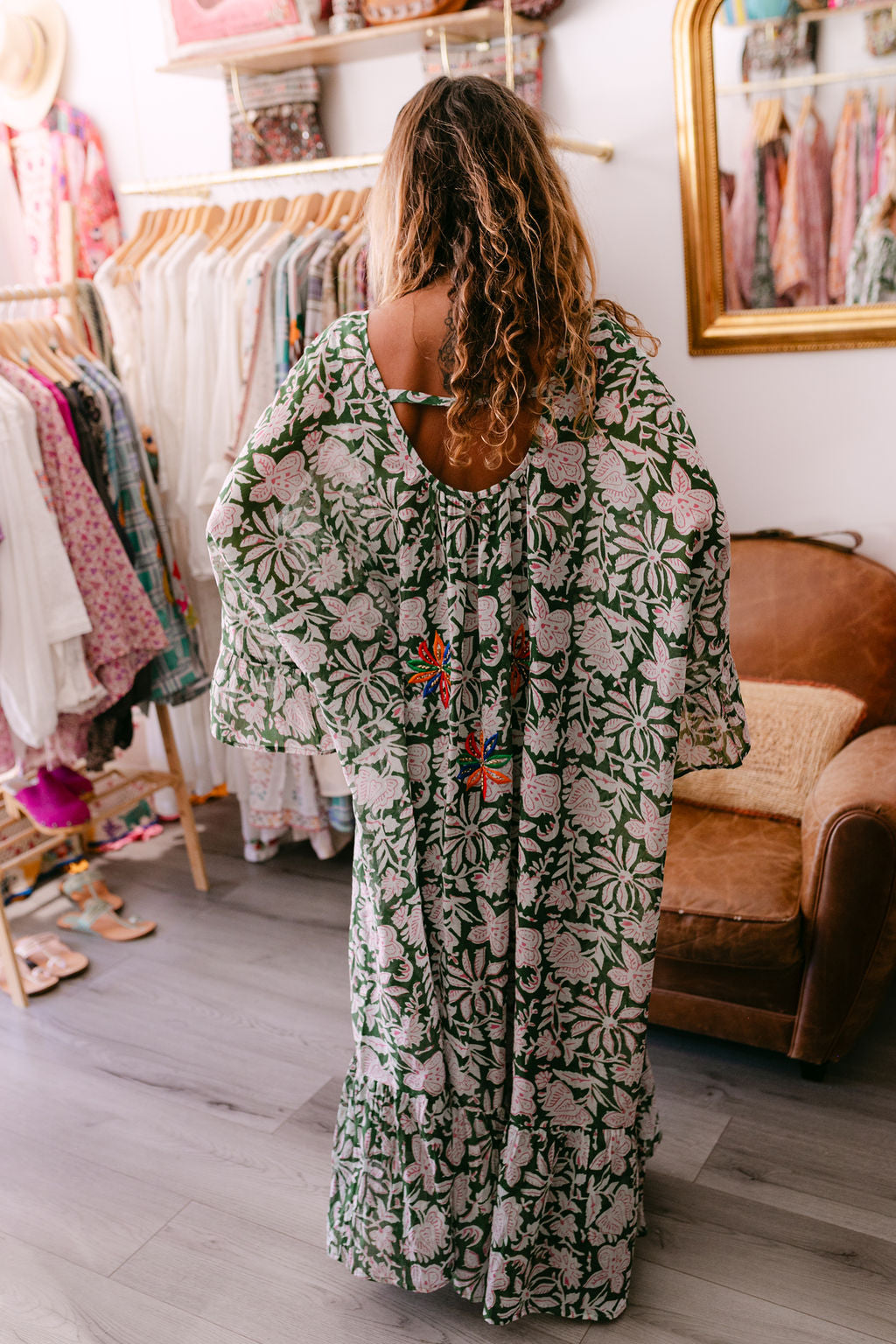 VERONIKA GREEN PRINT WITH EMBROIDERY
