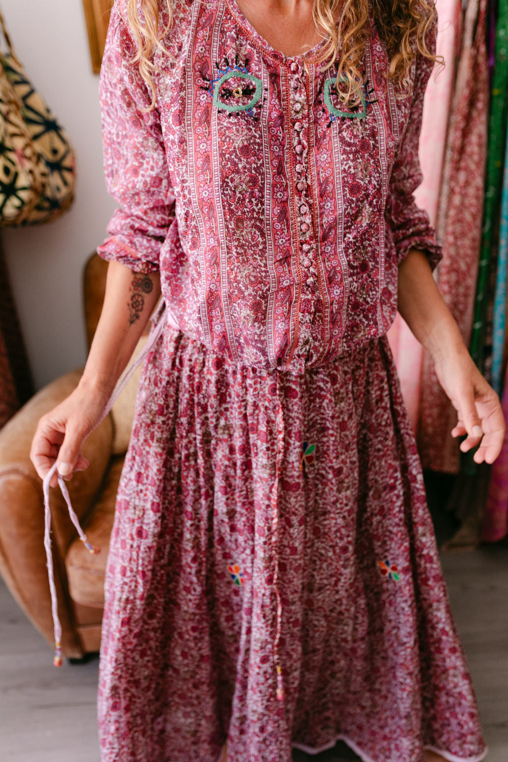 NANA SKIRT BORDEAU PRINT WITH EMBROIDERY