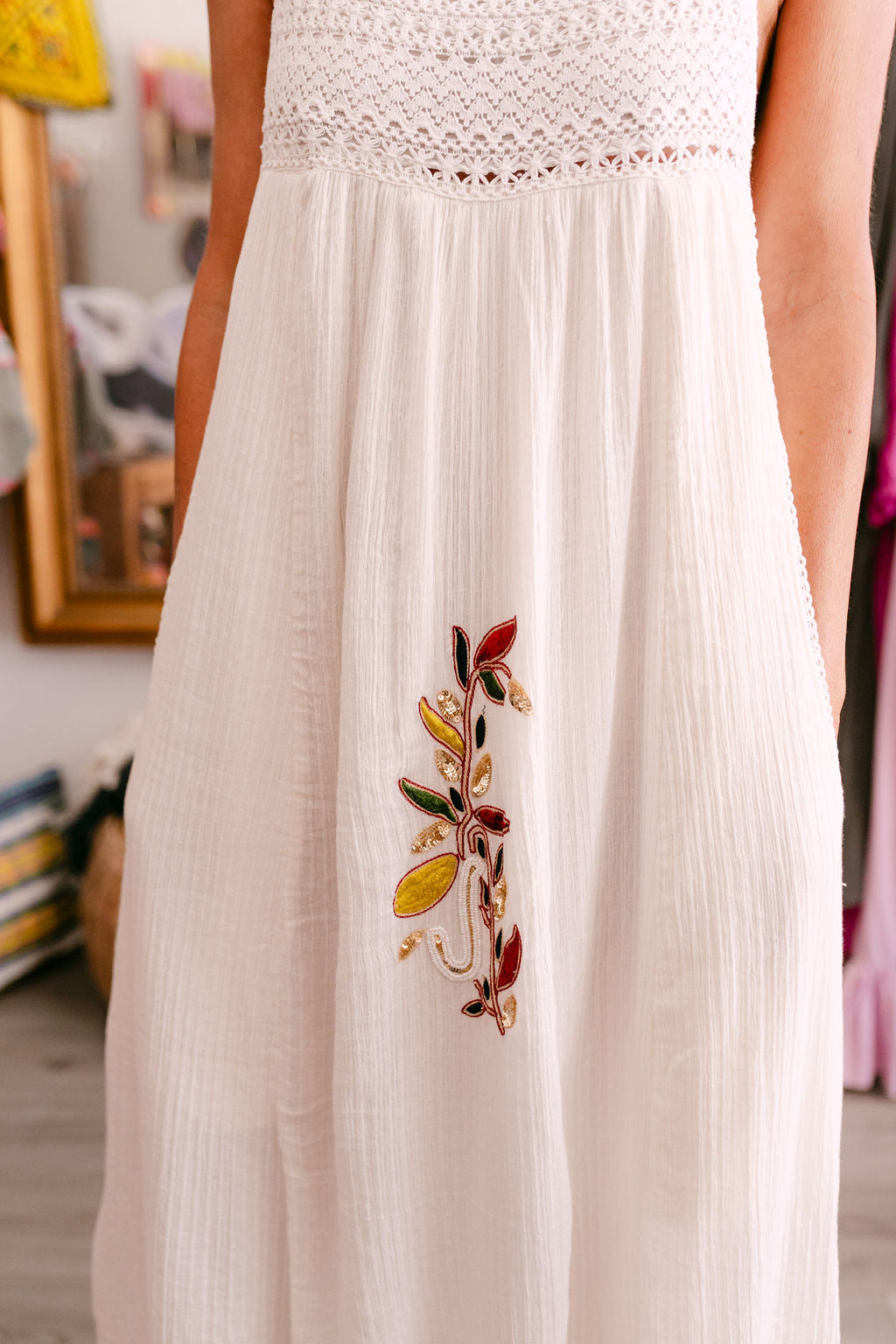 CAMELIA NATURAL WITH EMBROIDERY