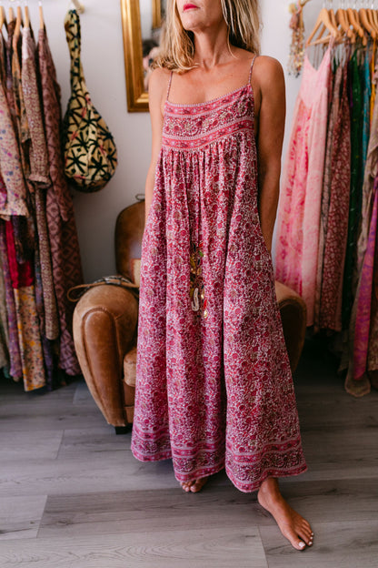 CAMELIA BORDEAU PRINT WITH EMBROIDERY