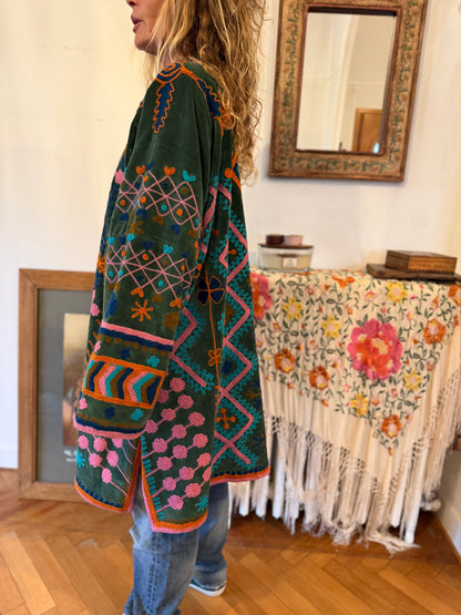 MANTEAU VERT ET ROSE