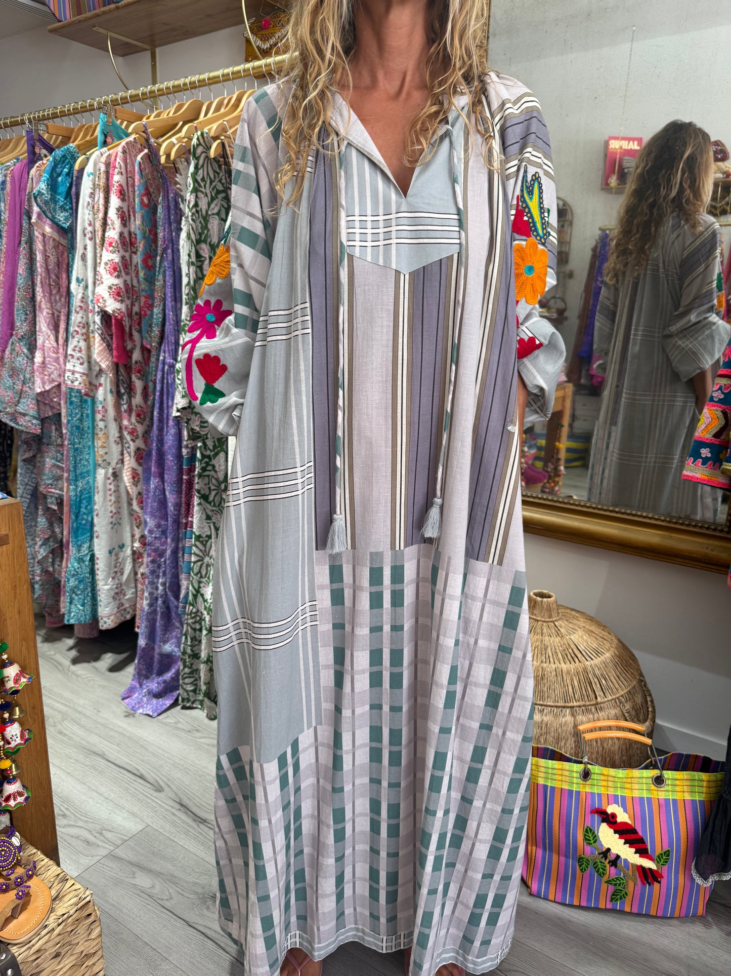 ROBE LONGUE RAYÉE GREY